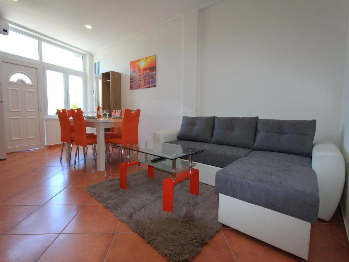 Apartments Nero Novi Vinodolski Eksteriør billede