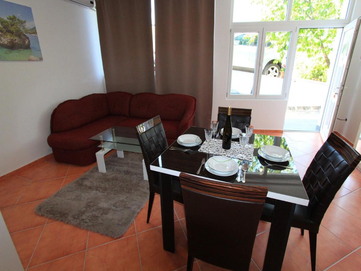 Apartments Nero Novi Vinodolski Eksteriør billede
