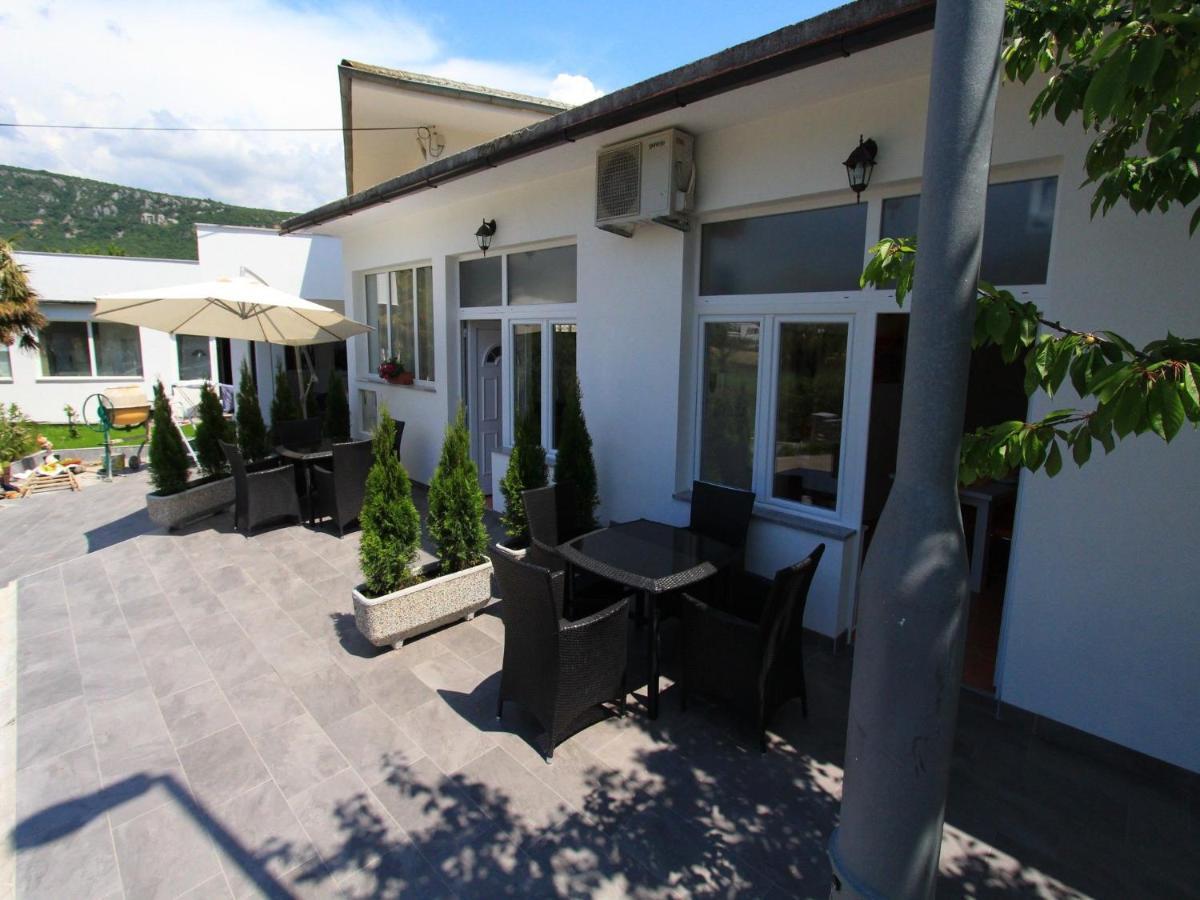 Apartments Nero Novi Vinodolski Eksteriør billede
